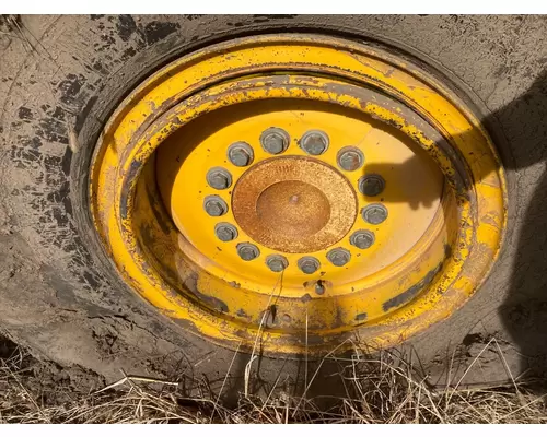 John Deere 770BH Equip Wheel