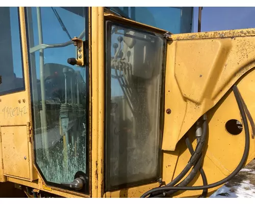 John Deere 770BH Equip Windshield Glass