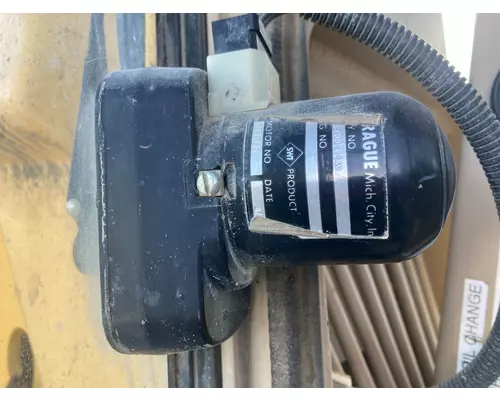 John Deere 770BH Equip Wiper Motor