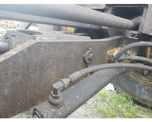 John Deere 770CH Equip Axle
