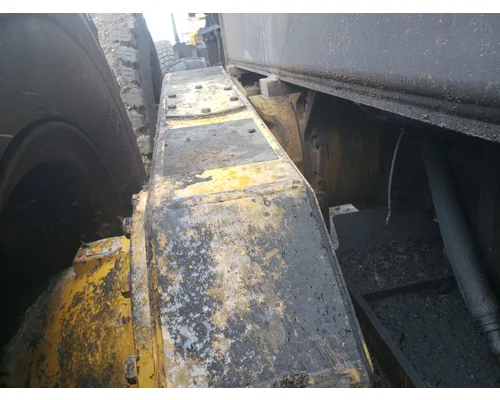 John Deere 770CH Equip Axle