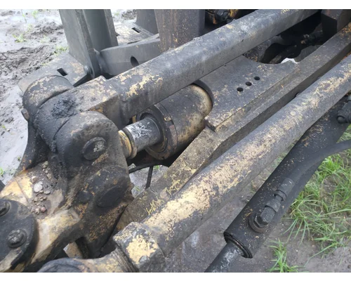 John Deere 770CH Equip Hydraulic Cylinder