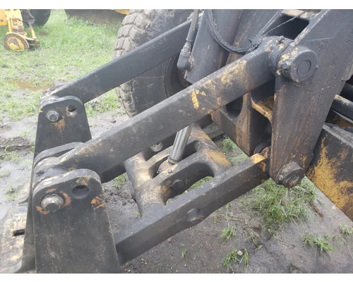 John Deere 770CH Equip Linkage