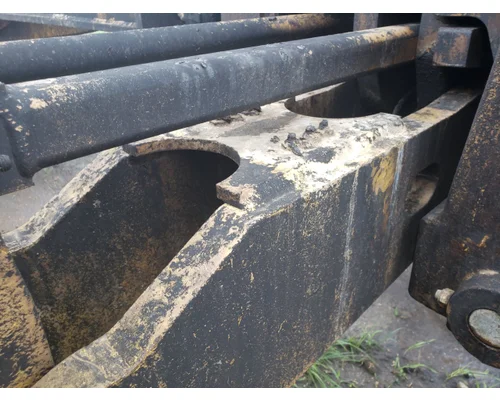John Deere 770CH Equip Linkage