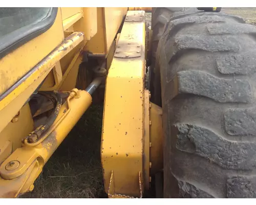 John Deere 770 Equip Axle
