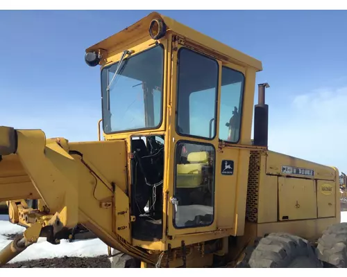 John Deere 770 Equip Cab Assembly