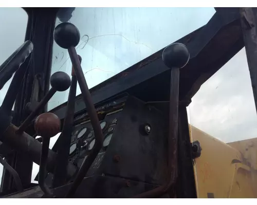 John Deere 770 Equip Controls