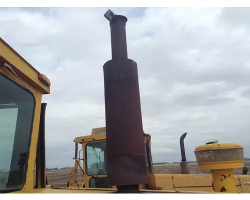 John Deere 770 Equip Exhaust
