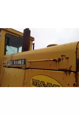 John Deere 770 Equip Hood