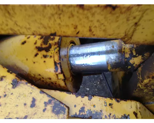 John Deere 770 Equip Hydraulic Cylinder