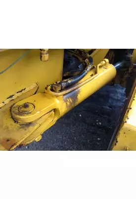John Deere 770 Equip Hydraulic Cylinder