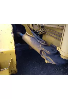 John Deere 770 Equip Hydraulic Cylinder