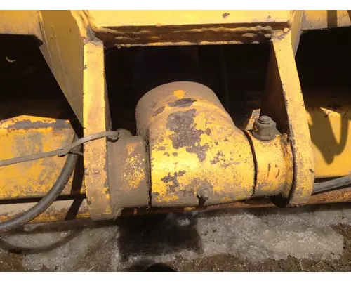 John Deere 770 Equip Hydraulic Cylinder