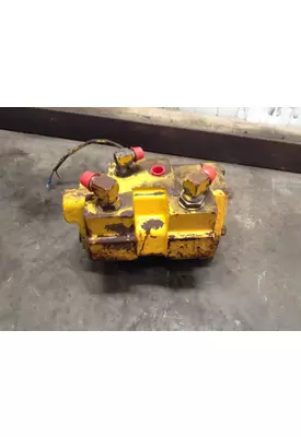 John Deere 770 Equip Hydraulic Valve
