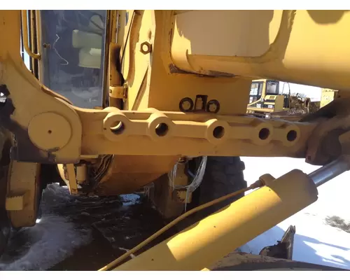 John Deere 770 Equip Linkage