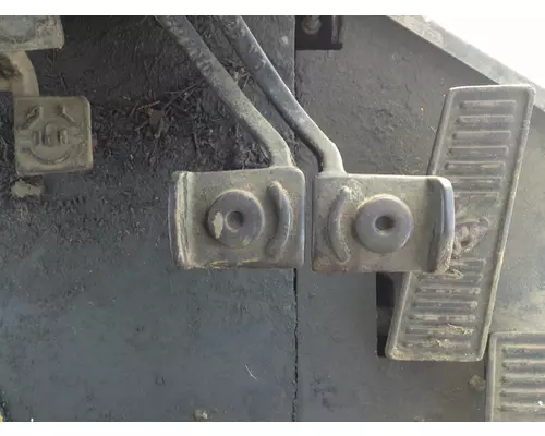 John Deere 770 Equip Pedal