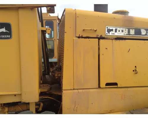 John Deere 770 Equip Radiator Support