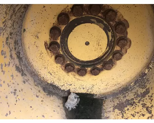 John Deere 824J Equip Axle Shaft