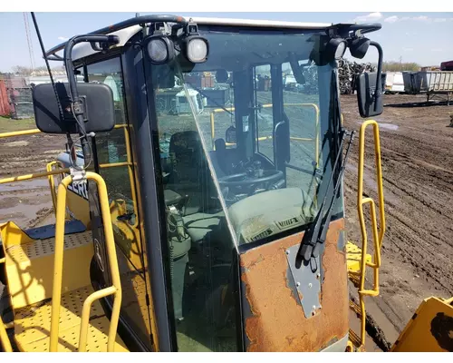 John Deere 824J Equip Cab Assembly