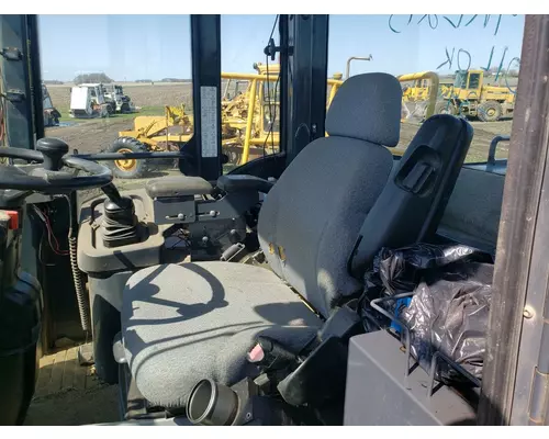 John Deere 824J Equip Cab Assembly
