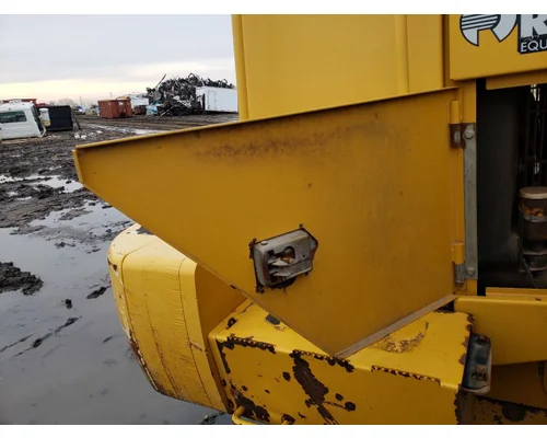 John Deere 824J Equip Cab Entry Door
