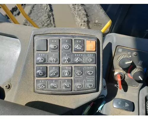 John Deere 824J Equip Dash Panel