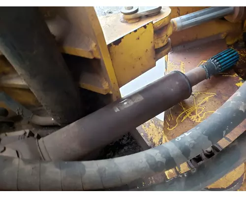 John Deere 824J Equip Drive Shaft