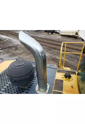 John Deere 824J Equip Exhaust