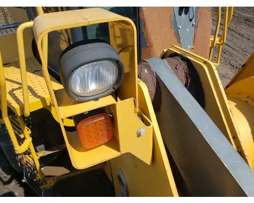 John Deere 824J Equip Lighting Misc.
