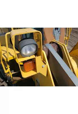 John Deere 824J Equip Lighting Misc.