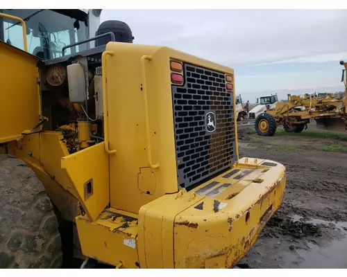 John Deere 824J Equip Radiator Support