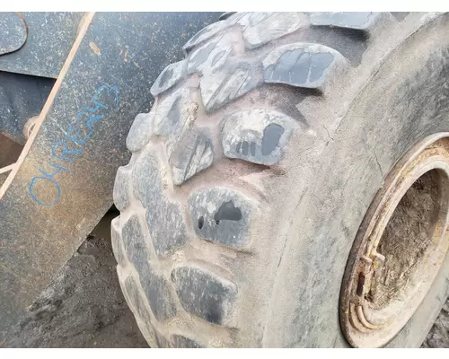 John Deere 824J Equip Tire and Rim