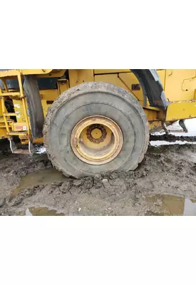 John Deere 824J Equip Tire and Rim