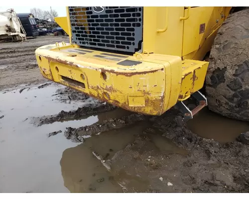 John Deere 824J Equip Weight