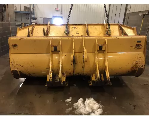 John Deere 824K Attachments, Wheel Loader