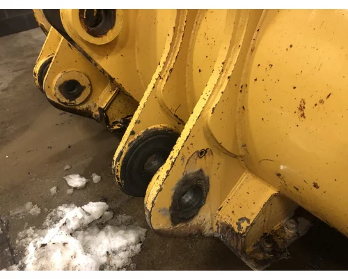 John Deere 824K Equipment (Mounted)