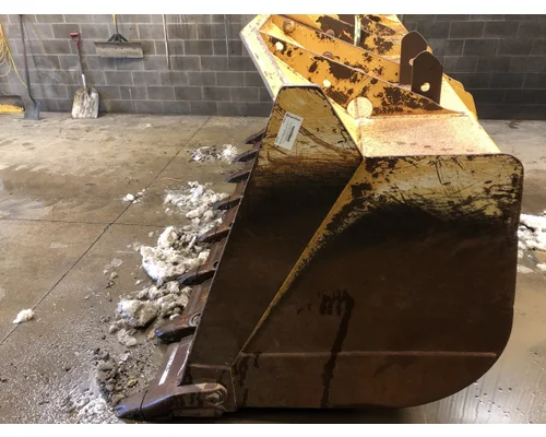 John Deere 824K Equipment (Mounted)