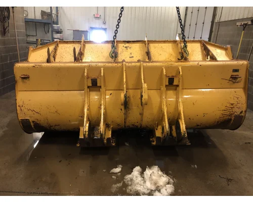 John Deere 824K Equipment (Mounted)