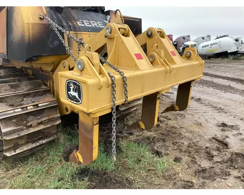 John Deere 850K Equipment Units
