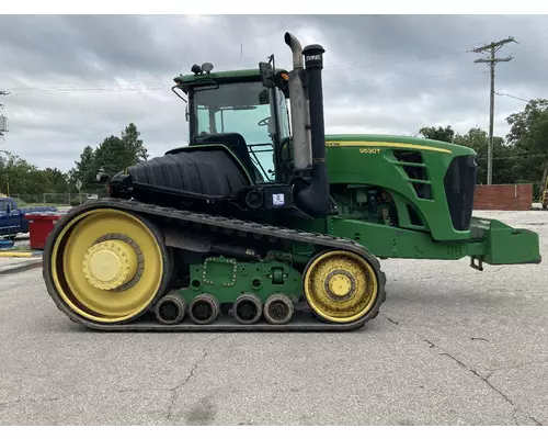 John Deere 9530T Equipment Units