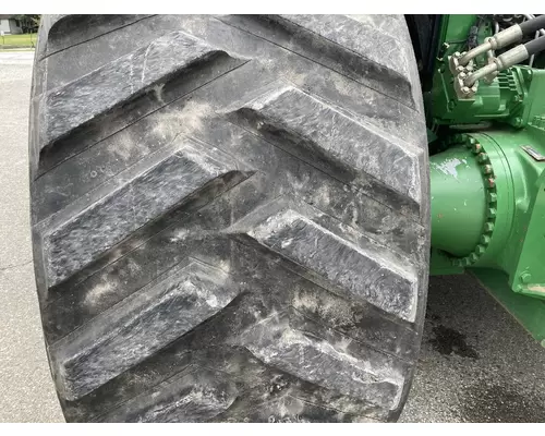 John Deere 9530T Equipment Units