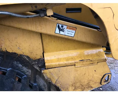 John Deere CT332 Equip Linkage