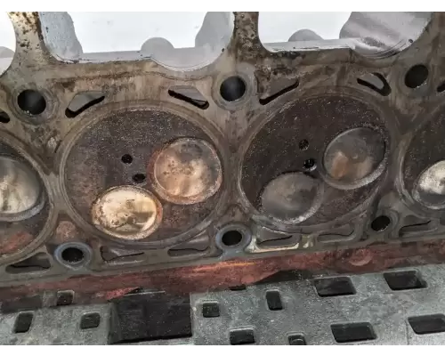 John Deere Other Cylinder Head