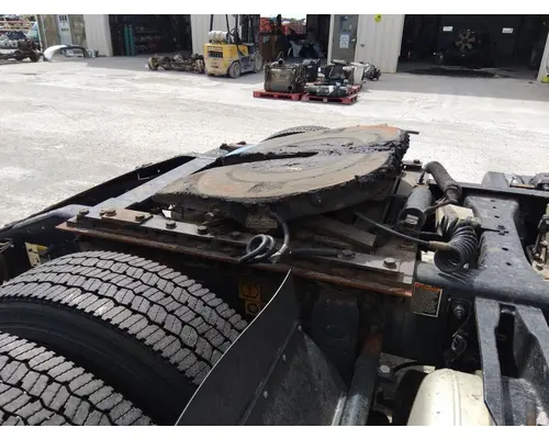 Fifth Wheel JOST  AIR SLIDE LKQ Thompson Motors - Wykoff