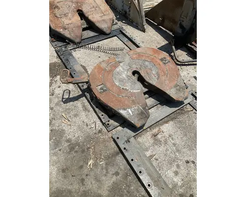 Fifth Wheel JOST  Usa Trade &amp; Exports Inc