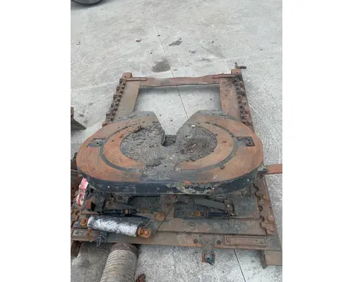 Fifth Wheel JOST AIR SLIDE Truck Salvage International Inc