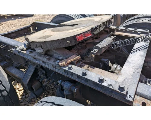 Fifth Wheel JOST JSK37USL-A-001 Vriens Truck Parts