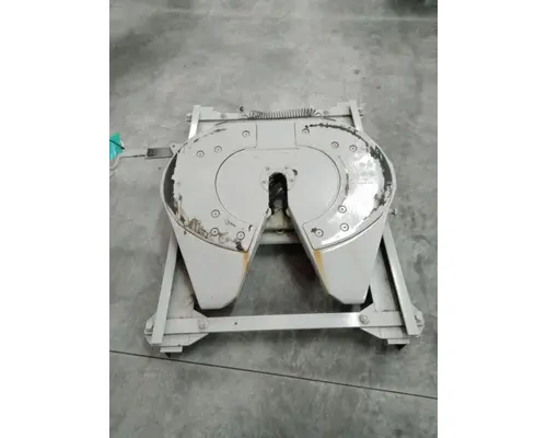 Fifth Wheel JOST JSK37UWL-U8PG24 High Mountain Horsepower