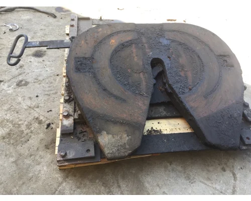Fifth Wheel JOST L9500 SERIES Payless Truck Parts
