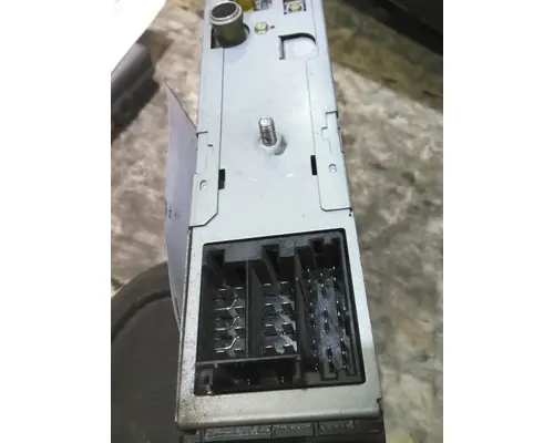 KENWORTH 387 RADIO AMFMCD